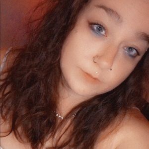 Meet your Posher, Crystal-rose